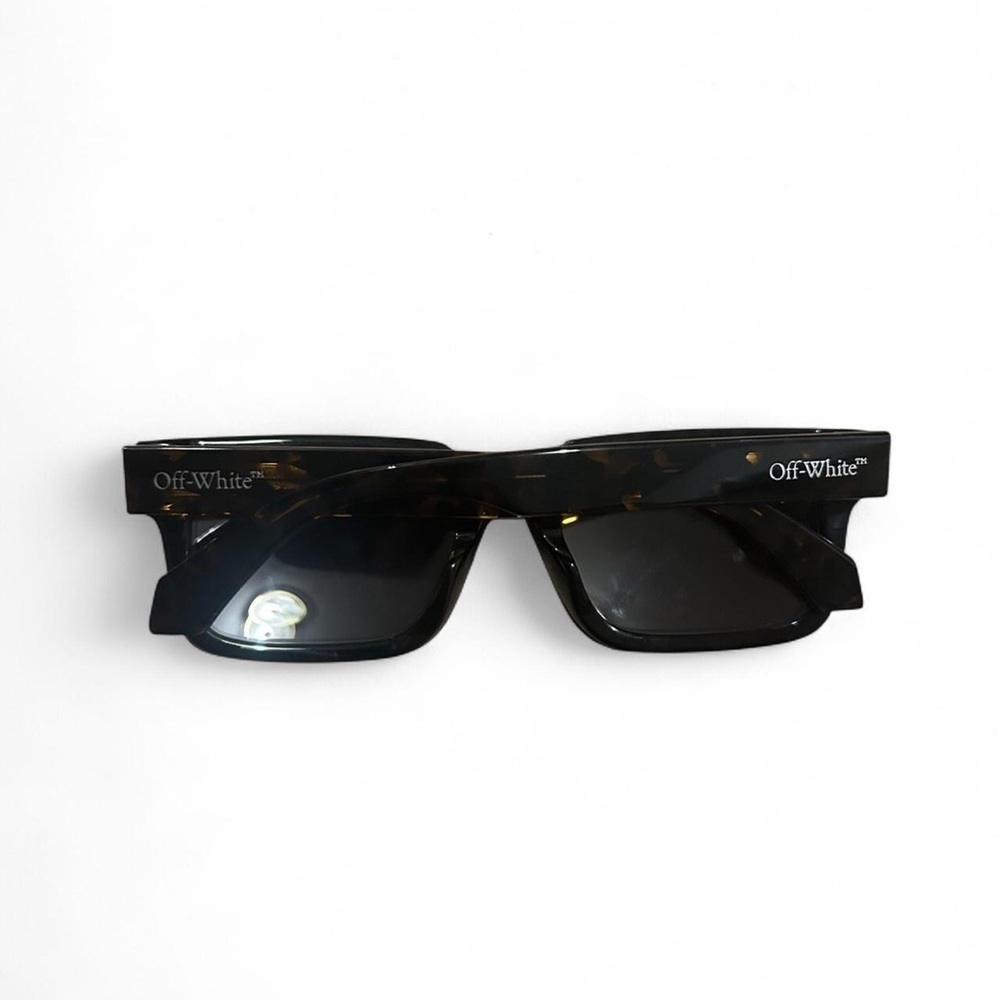 Off-White Tortoiseshell Rectangular Sunglasses - … - image 3